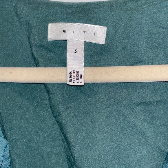 Leith Womens Sleevless Ruffle Neck
Floral Wrap Midi Dress Teal
Small - Picture 9 of 11